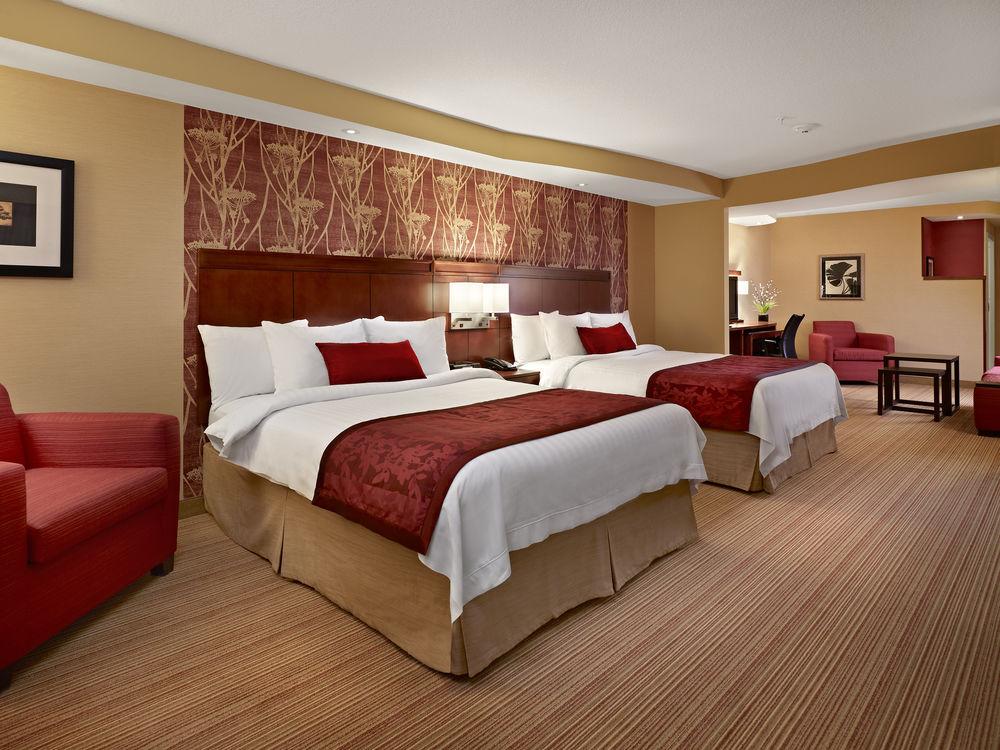 Courtyard By Marriott Edmonton West Hotel Exterior photo