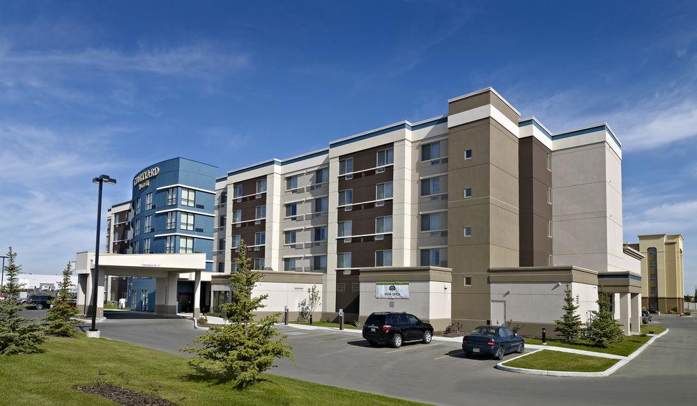 Courtyard By Marriott Edmonton West Hotel Exterior photo