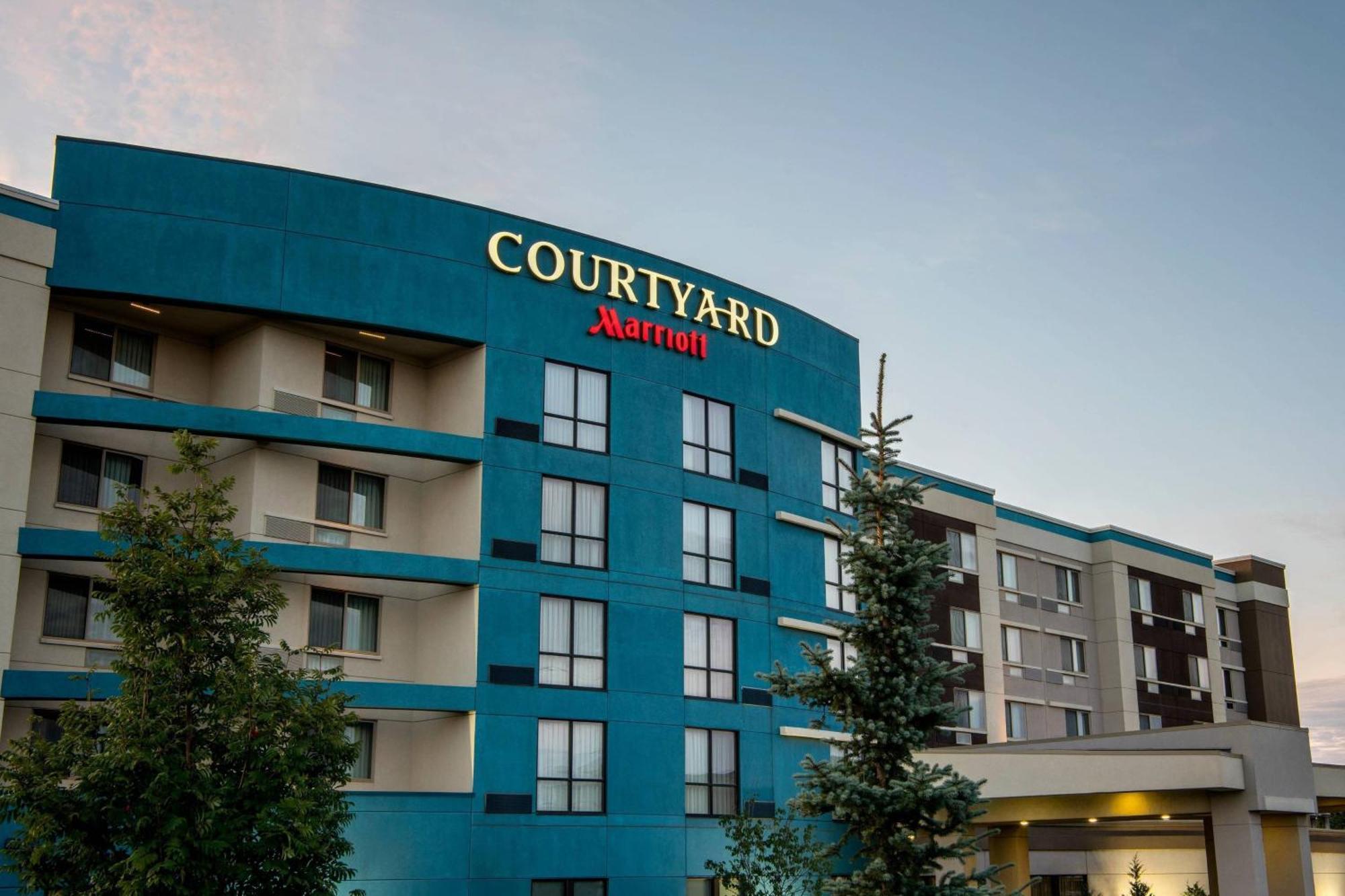 Courtyard By Marriott Edmonton West Hotel Exterior photo